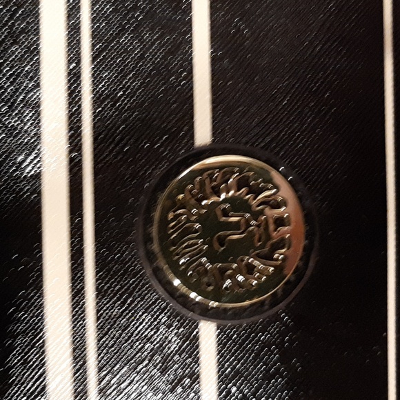 Cream/Black Bag - Picture 2 of 8